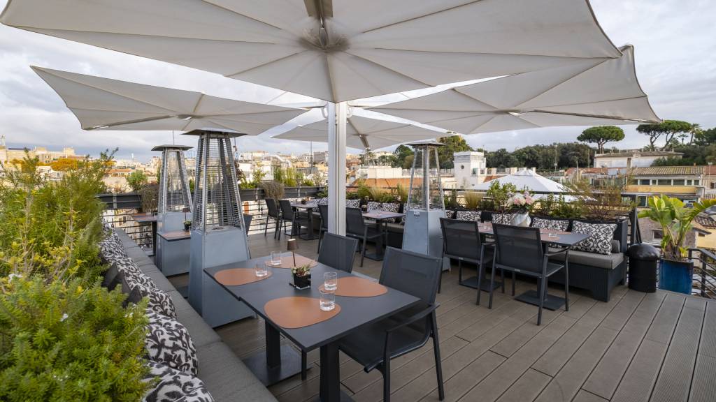 uvisionary-roma-tridente-collection-uterrace-13